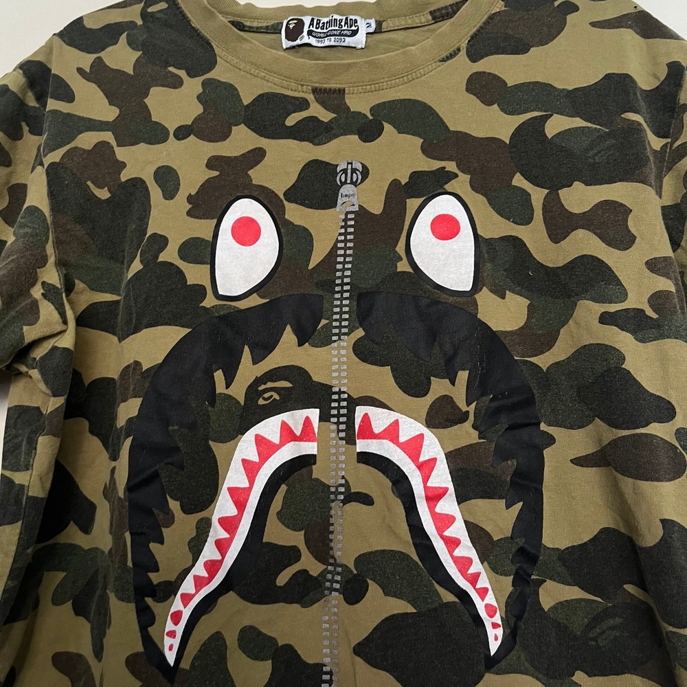 Bathing Ape Camo Shark Face T Shirt Mens Size Medium Green Brown Iconic Design - Picture 4 of 10